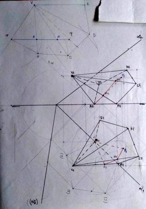geodesica_en_una_piramide_pentagonal-b.jpg