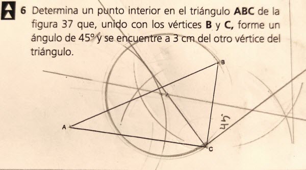 Determina_un_punto_interior_en_el_triangulo-2.jpg